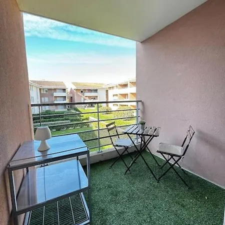 Jungle Cosy - Gare - Bus - Parking Gratuit - Wifi Apartment