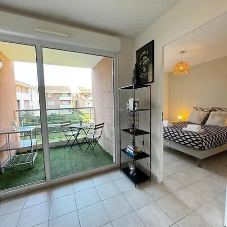 Jungle Cosy - Gare - Bus - Parking Gratuit - Wifi Apartment Avignon